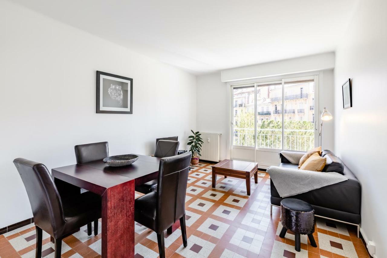 Teo Sud Les Balcons Du Nouveau Marseille, Lumineux, Spacieux Et Bien Equipe Luaran gambar