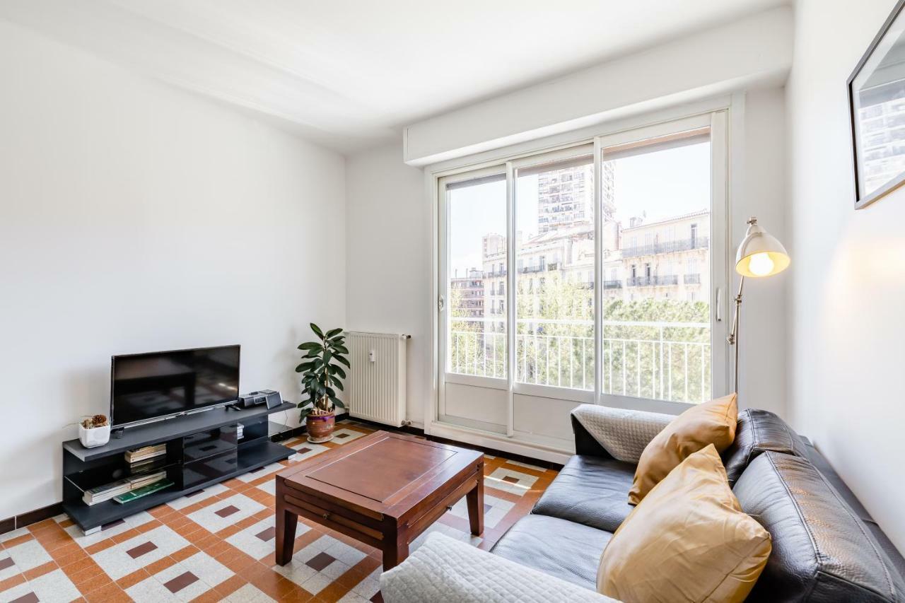 Teo Sud Les Balcons Du Nouveau Marseille, Lumineux, Spacieux Et Bien Equipe Luaran gambar