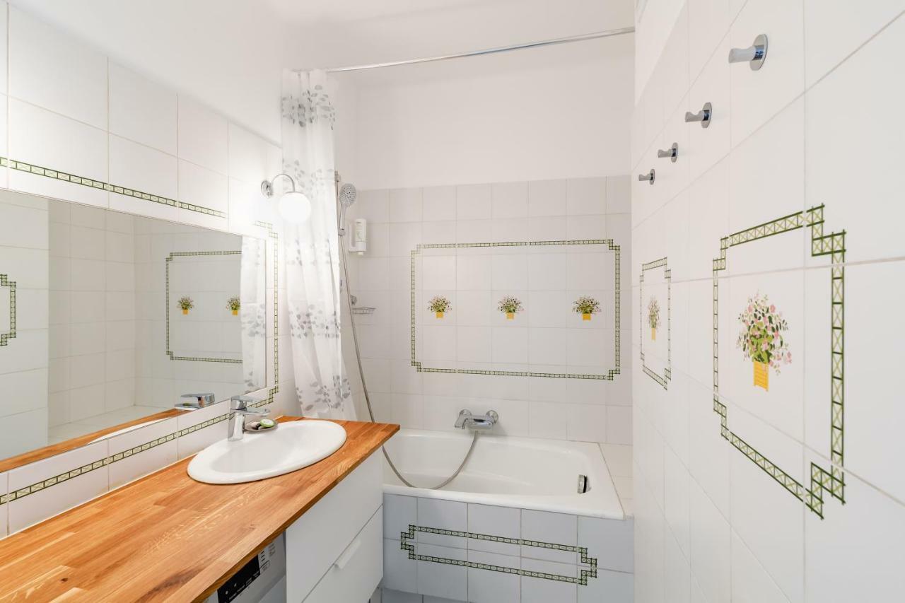 Teo Sud Les Balcons Du Nouveau Marseille, Lumineux, Spacieux Et Bien Equipe Luaran gambar